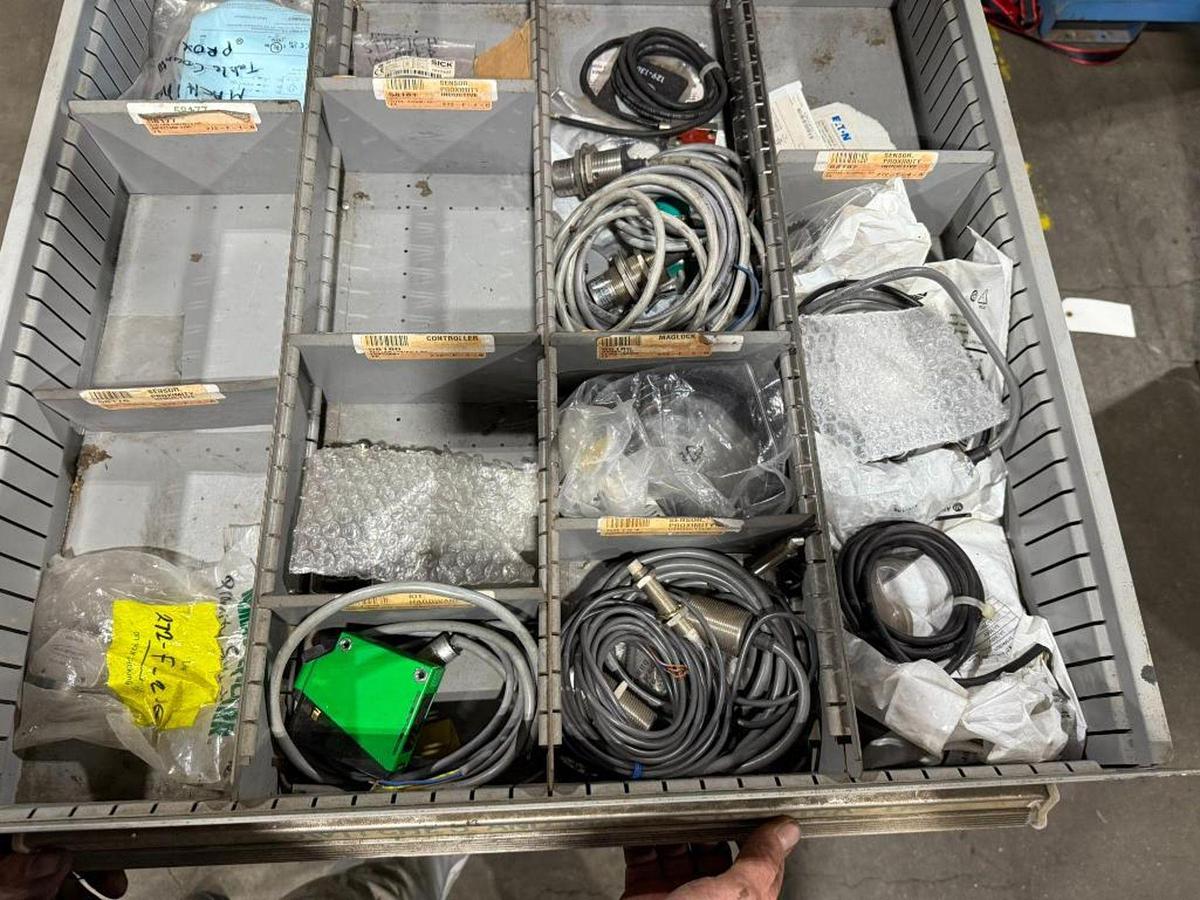 Used LYON MSSII 10 DRAWR TOOL CABINET CONTENTS NOT INCLUDED