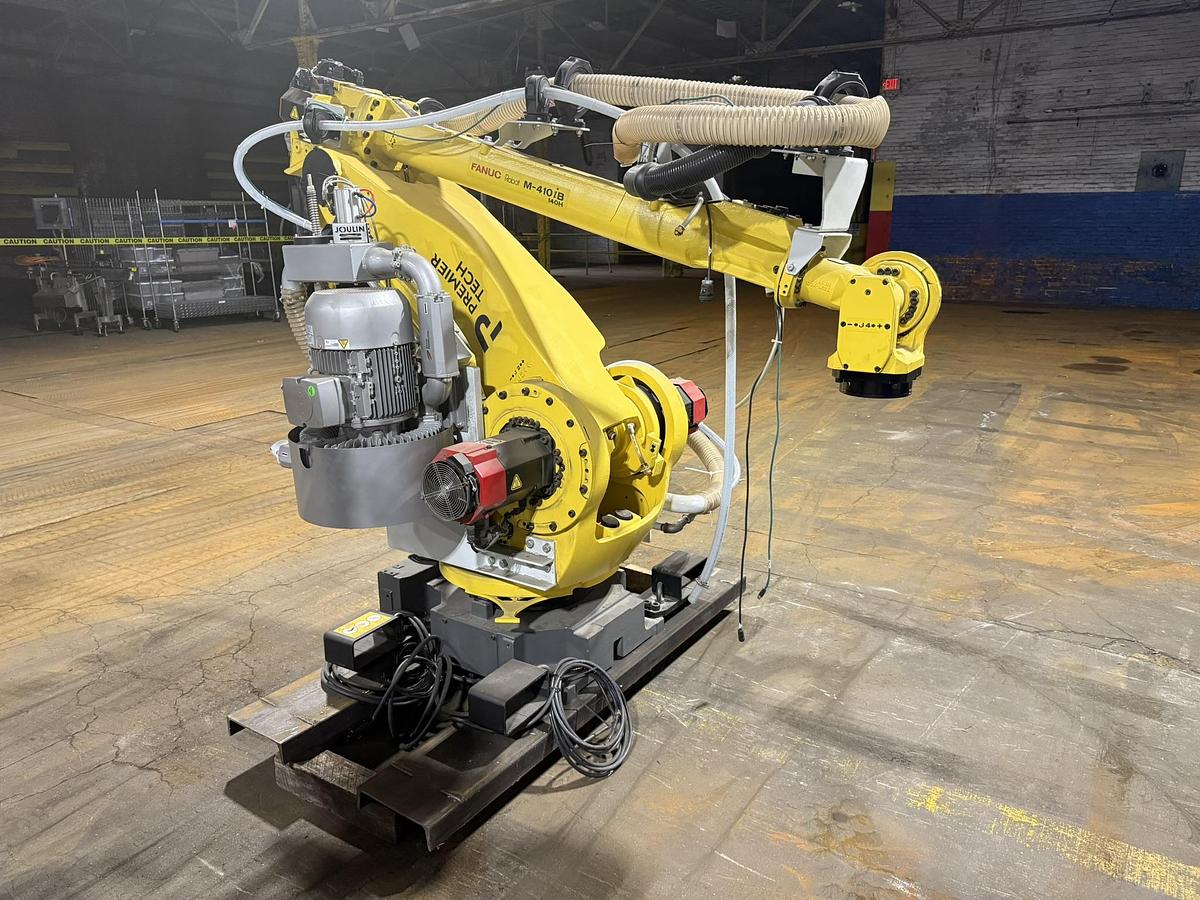 Used M-410IB FANUC ROBOT 140H MANUFACTURED 2020