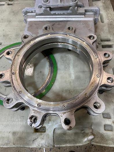 Used FNW MDL. 2020T14 SIZE 14" SLIDE GATE VALVE GATE 316 SS