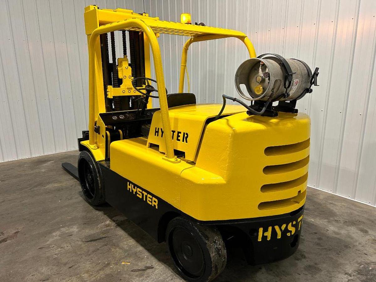 Used 15,000 LB CAPACITY HYSTER S150A 3 STAGE MAST RIGGING SPECIAL