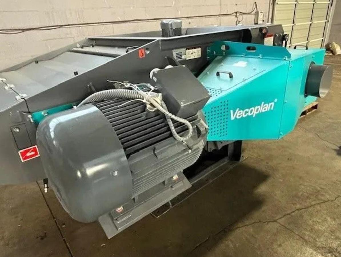 Used 52" WIDE VECOPLAN SINGLE SHAFT SHREDDER FOR 150HP MODEL VAZ 1300 M FF - NEVER USED