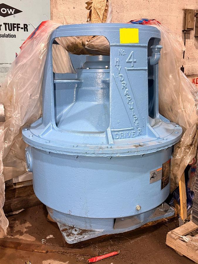 Used BLACK CLAWSON NO. 4 HYDRAPULER SIZE 4 PULPER DRIVE SPARE UNIT 3.941:1 RATIO 