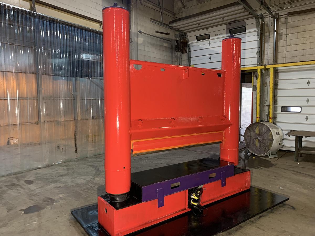 Used 60" WIDE BLACK CLAWSON ROLL SPLITTER 72" DIAMETER