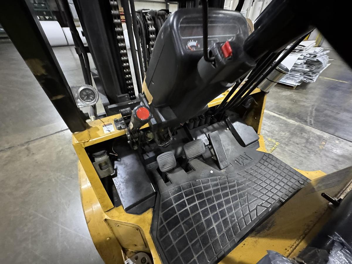 Used CATERPILLAR MODEL GC55KSTR FORKLIFT