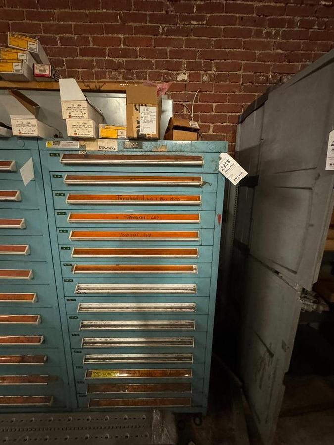 Used VIDMAR 15 DRAWER TOOL CABINET WITH CONTENTS