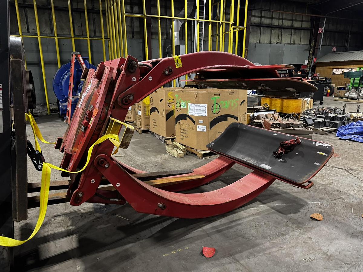 Used 120" BOLZONI MODEL RA-200 ATLE TISSUE ROLL CLAMP CLASS IV