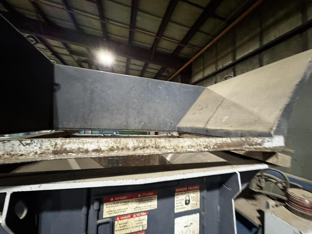 Used EXCEL EX-60 CLOSED DOOR BALER 20HP DUAL 6" CYLINDER