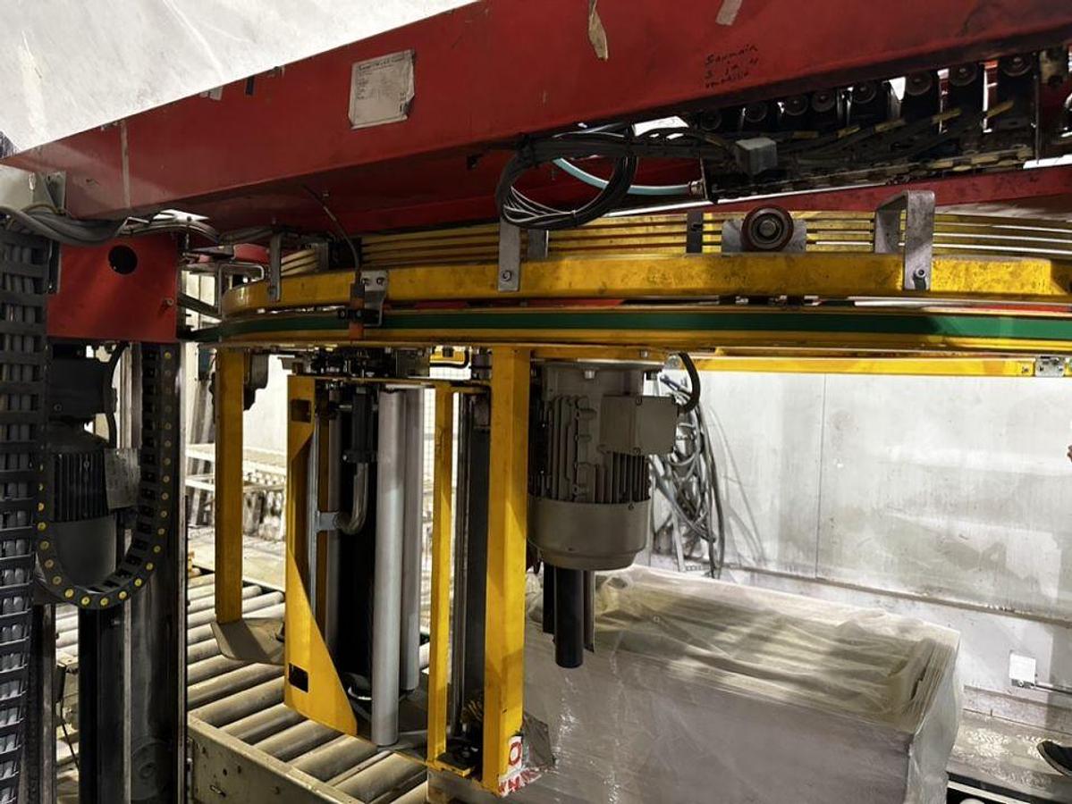 Used SIGNODE (HALOILA) OCTOPUS 1600 BTS PALLET WRAPPING LINE