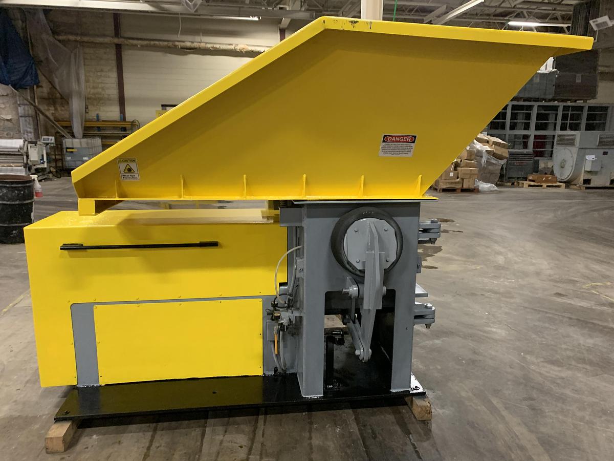 Used JAMES BRINKLEY HEAVY DUTY FLOOR TYPE BALE WIRE COILER