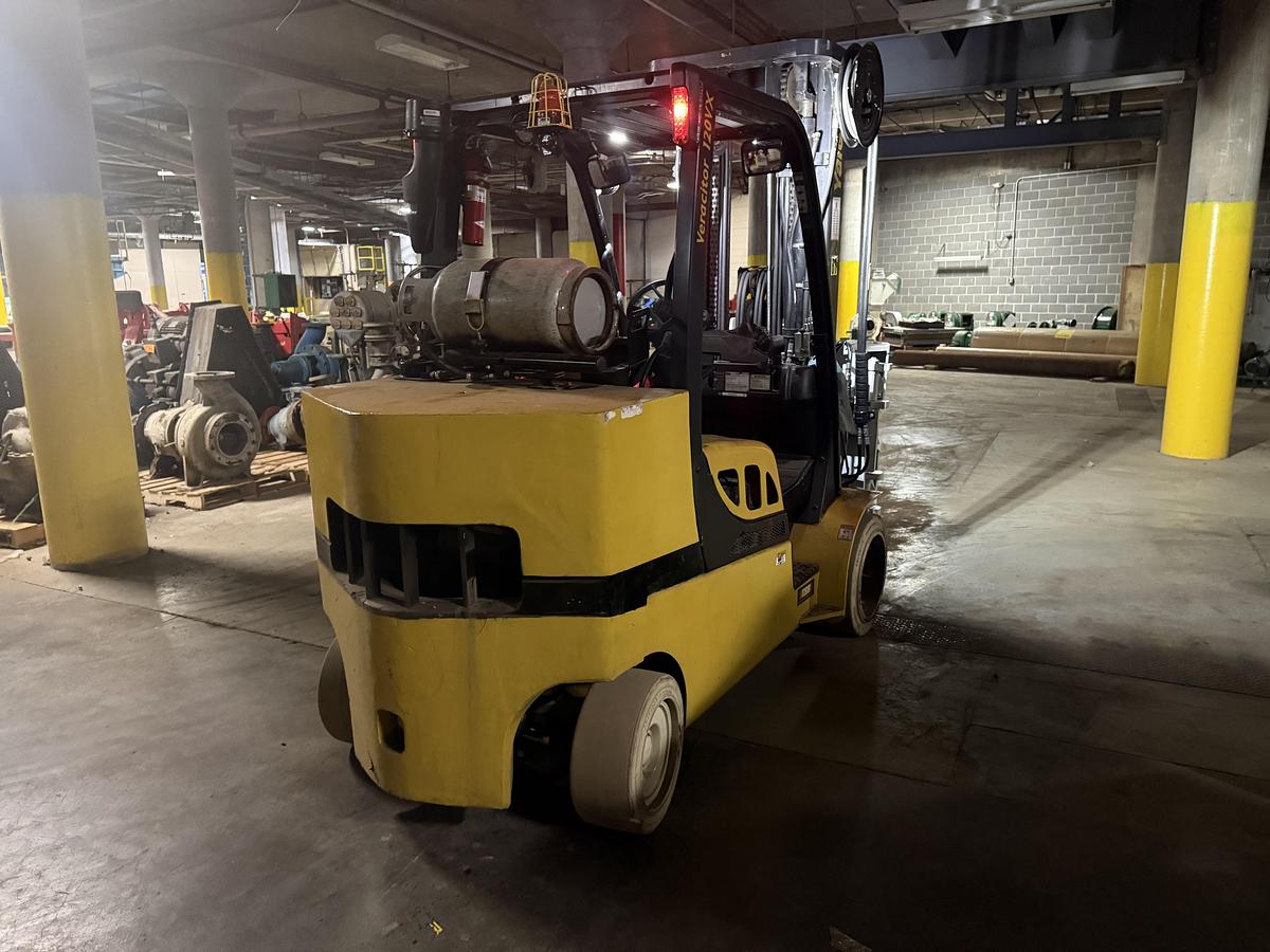 Used 12,000 LB. YALE MDL GLC120SVX LH100"/RH206" 60" CASCADE PAPER ROLL CLAMP MANUFACTURED 2018 PENDING JA