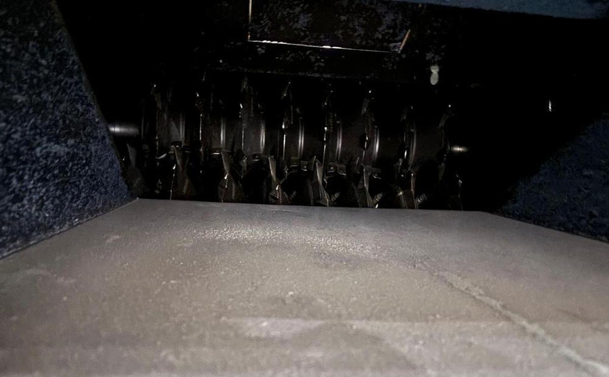 Used BLOAPCO FLOOR SWEEP SHREDDER