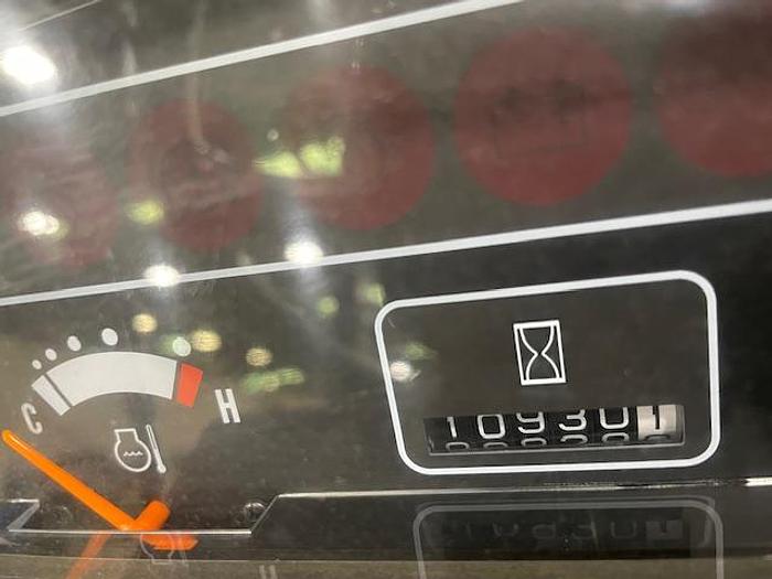 Used 2011 CATERPILLAR GC55K 12000LB CAPACITY ROLL CLAMP TRUCK 72" ROLL CLAMP TRUCK