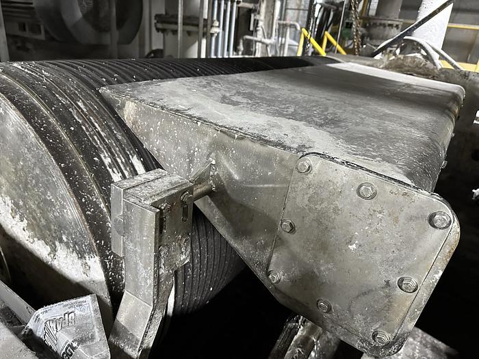 Used BLACK CLAWSON DNT MODEL 200 MANUFACTURED 2001