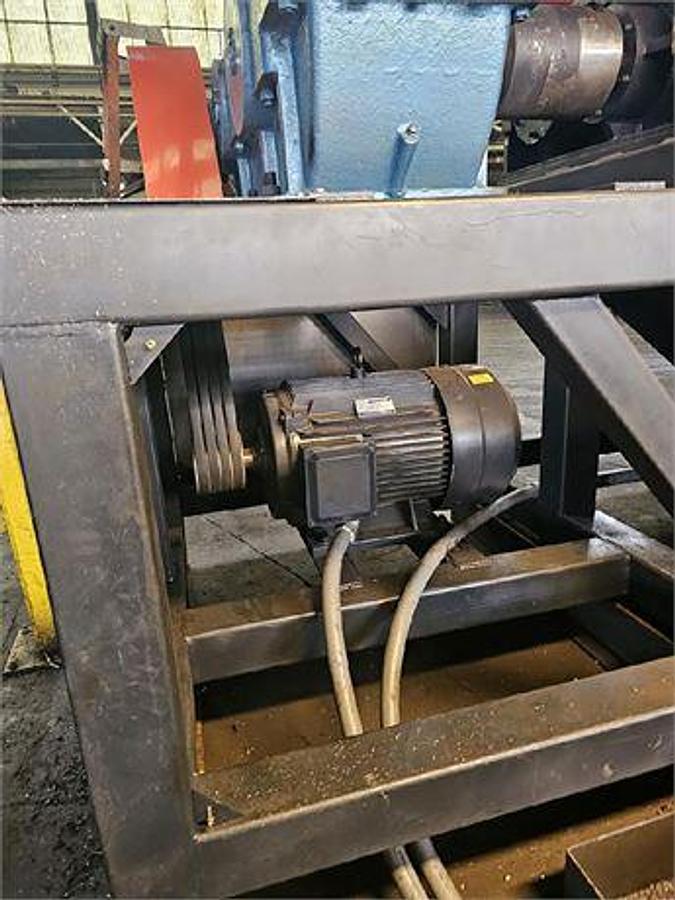 Used 2023 WEIFANG YIHAN HEAVEY INDUSTRY YM2-2212 DUAL SHAFT HOOK SHEAR SHREDDER