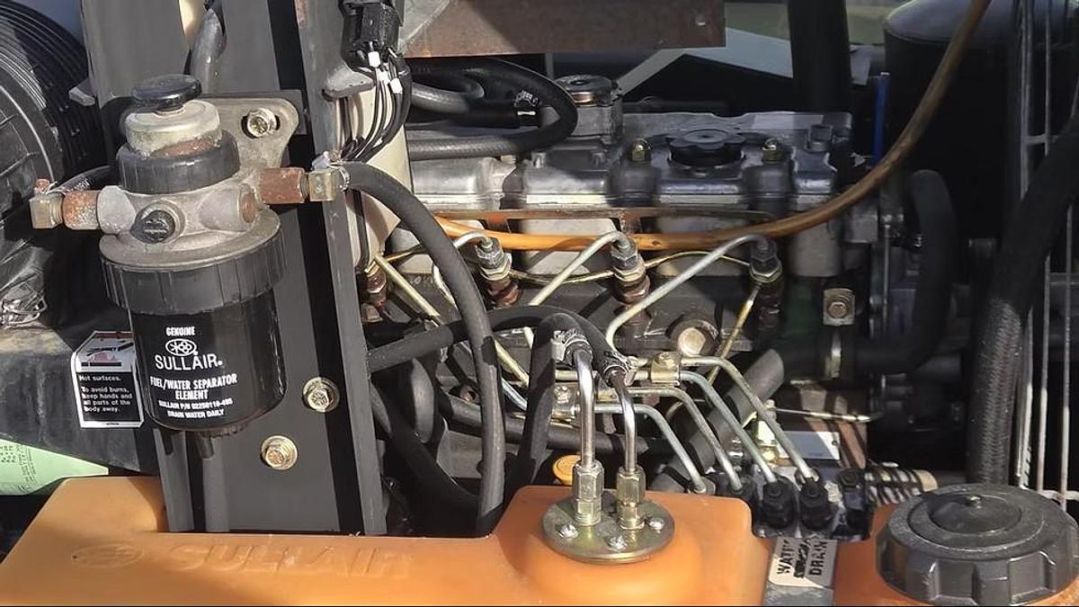 Used SULLAIR MODEL 185 PORTABLE AIR COMPRESSOR