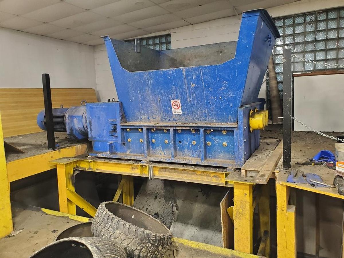 Used SHREDPAX AZ-80