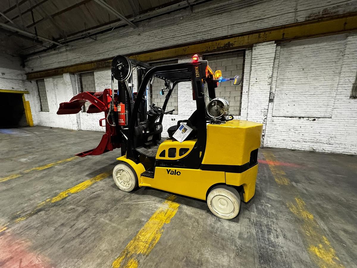 Used 12,000 POUND YALE GC120VXPRS FORKLIFT WITH 72" SPLIT FRAME BOLZONI CLAMP