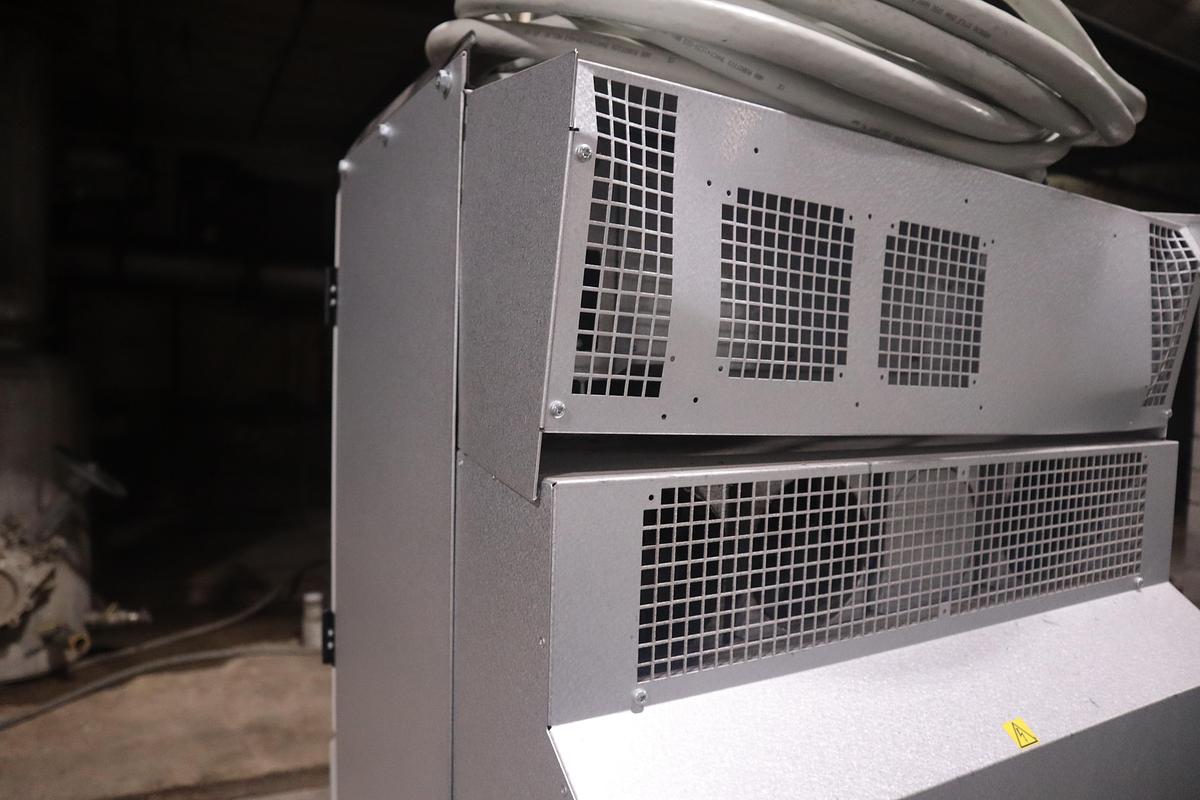 ABB MODEL IRB 6700-300/2.70 ROBOT 6-AXIS MANUFACTURED 2021