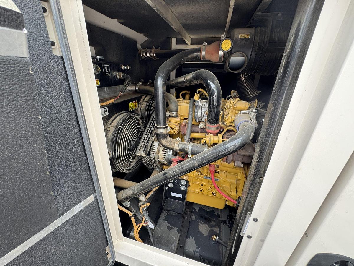 Used 30kW CAT PORTABLE DIESEL GENERATOR SET 2018