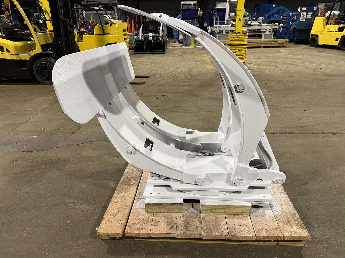 Used 72" CASCADE MODEL 90F-RCP-323 PAPER ROLL CLAMP