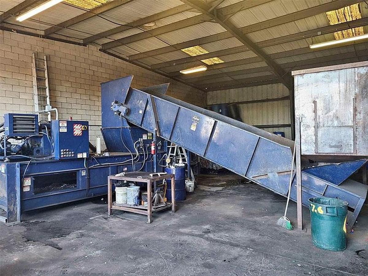 Used MARATHON MODEL ATLAS ET HORIZONTAL CLOSED DOOR BALER - ALUMINUM & NON FERROUS METALS