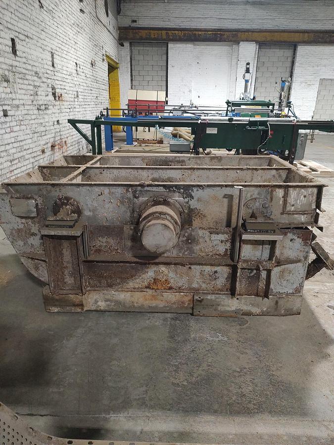 Used BIRD JOHNSON MODEL 24 VIBRATING SCREEN S/S