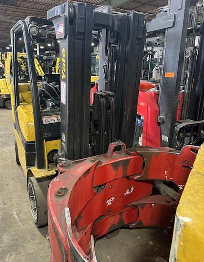 Used 8,000 POUND YALE MODEL GLC080VX WITH 51" PAPER ROLL CLAMP 5,500 HOURS MANUFACTURED 2021