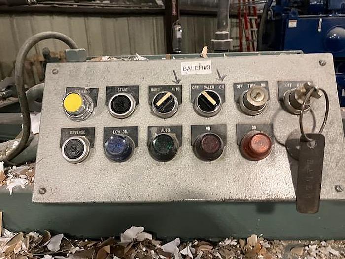 Used MAREN HORIZONTAL AUTOTIE BALER / PINCH BELT SHREDDER