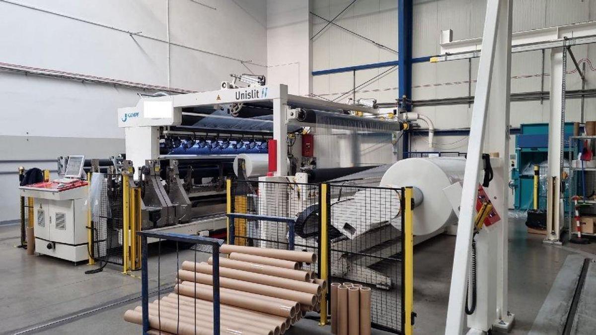 Used 140" (3550mm) KAMPF UNISLIT II DUPLEX INDEPENDENT ARM SLITTER REWINDER