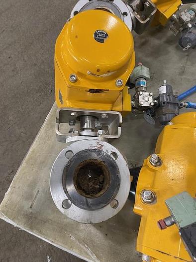 Used EMERSON TYPE 050600-U0481A0 ACTUATOR WITH 3" BALL VALVE