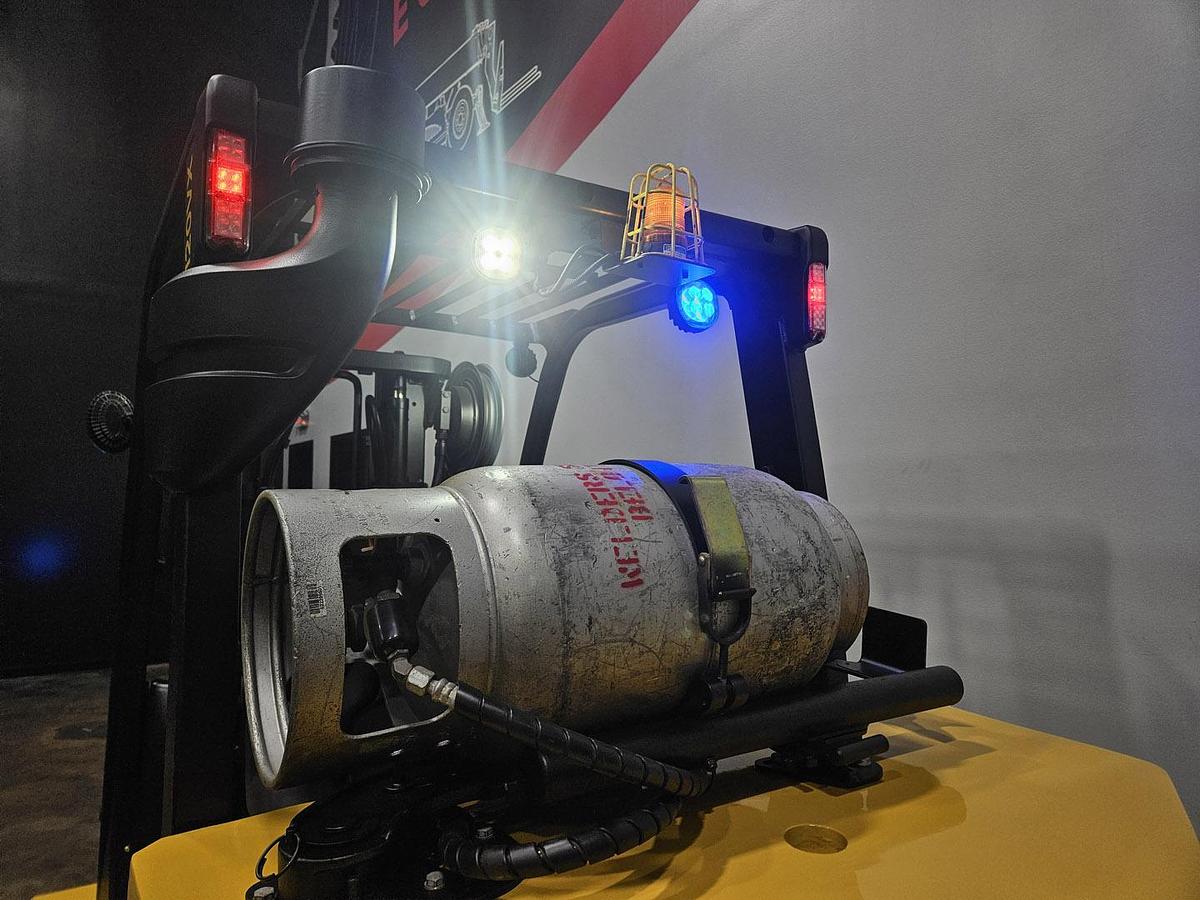 Used 2017 YALE GLC120VX