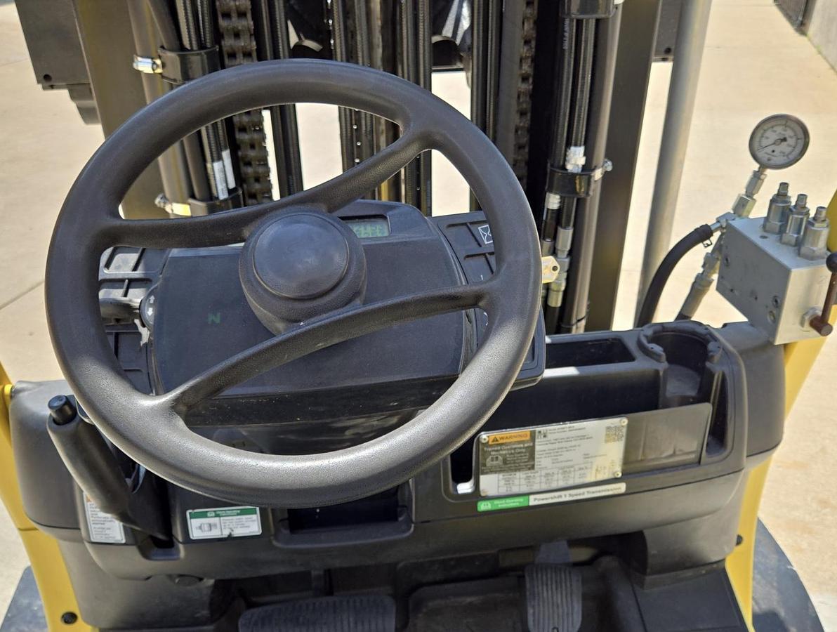 Used HYSTER S100FT-BCS 10,000 LB. CAPACITY BOX CAR SPECIAL 2016