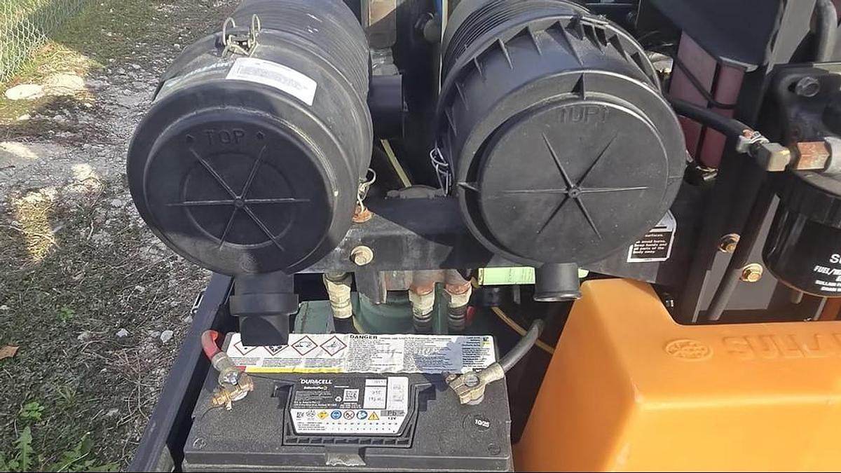 Used SULLAIR MODEL 185 PORTABLE AIR COMPRESSOR