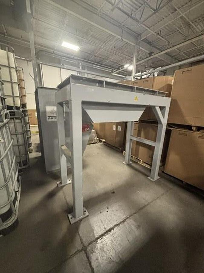 Used SHRED TECH DUAL SHAFT SHREDDER 100HP MODEL ST75 ES - NEW UNUSED 2023