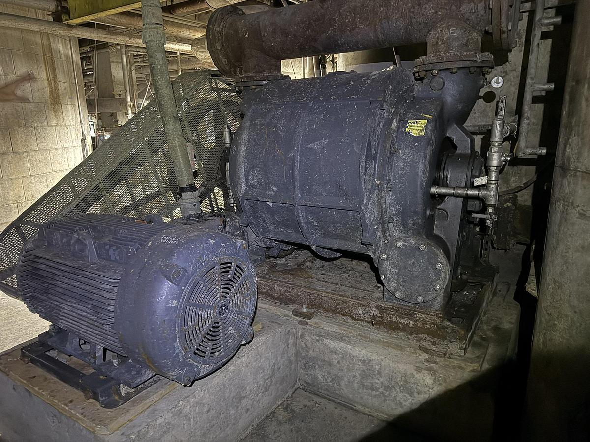 Used NASH CL4002 VACUUM PUMP 