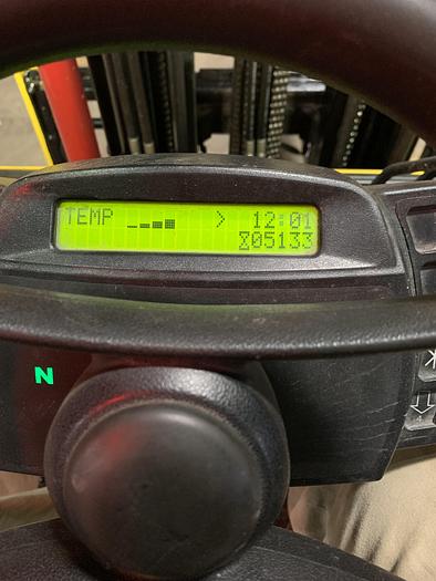 Used 6,000 POUND HYSTER S60FT FORKLIFT WITH SIDESHIFT 3-STAGE MAST