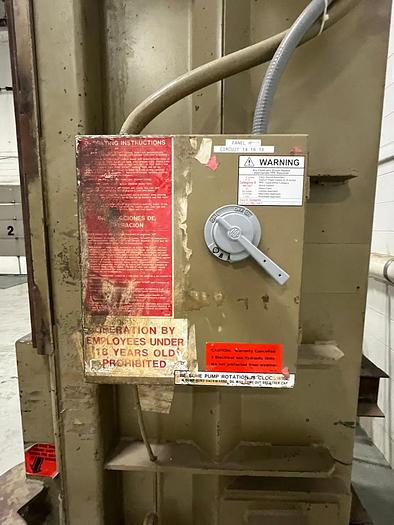 Used PIQUA VERTICAL CARDBOARD BALER 30" x 60" 15HP
