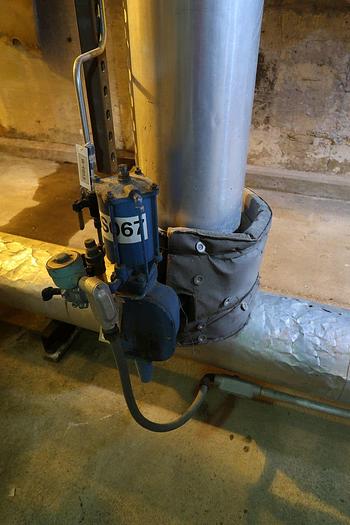 Used DEZURIK PNEUMATIC ACTUATED S/S VALVES