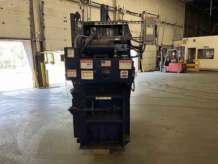Used MARATHON V-6030 HD VERTICAL BALER 10HP- SOLD JF