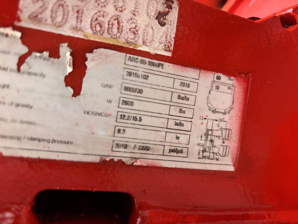 Used 2016 BOLZONI ARAMO ARC-90-1060PE 60" DIAMETER ROLL CLAMP