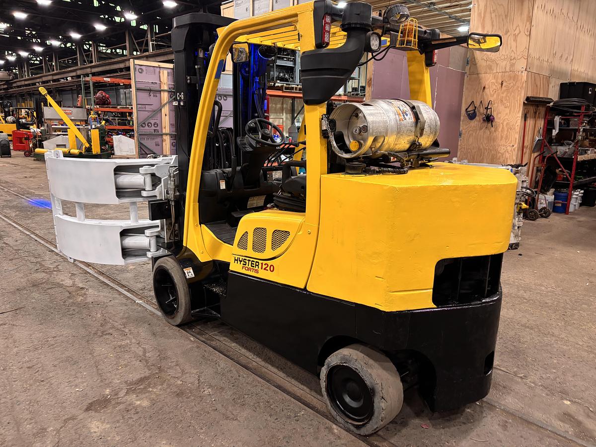 Used 12,000 POUND CAPACITY HYSTER S120FTPRS FORKLIFT WITH 72" CASCADE CLAMP