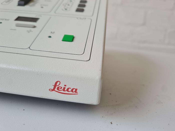 Used Leica Ultracut 702501 Ultramicrotome Microtome with anti vibration table