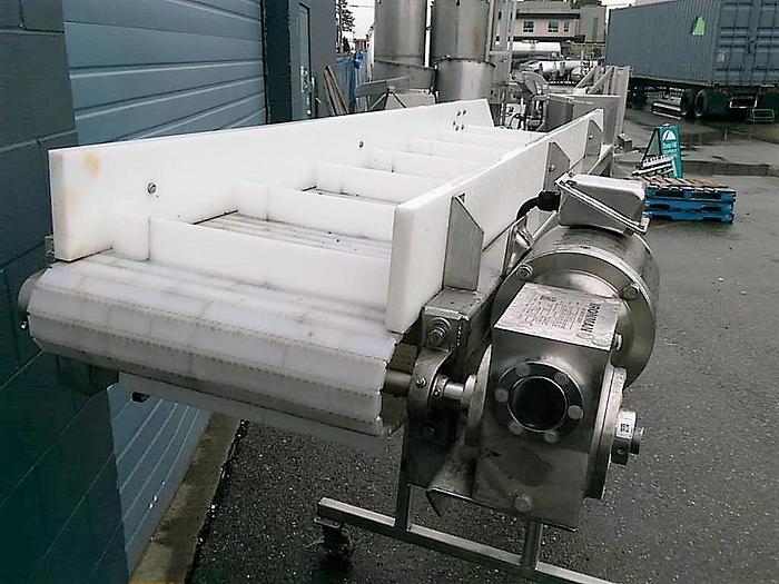 Used 22′ long Incline Conveyor