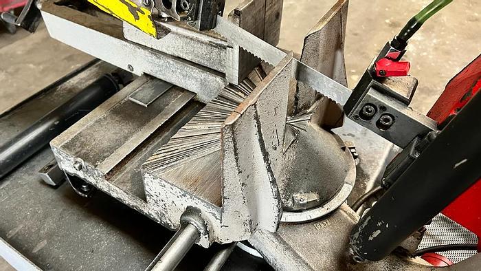 Used Piła taśmowa BOMAR 270.230DG