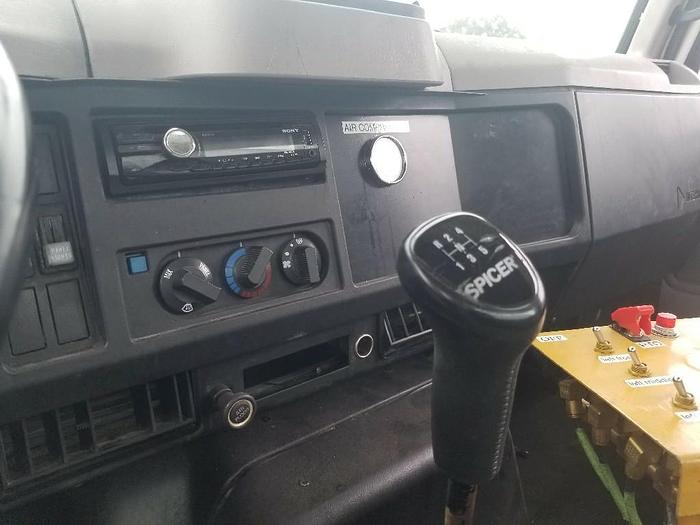 Used 1999 INTERNATIONAL 4900