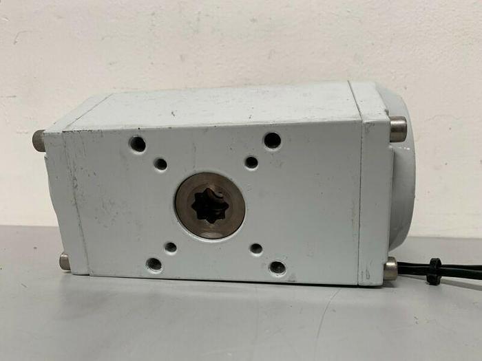 Used CO.RA. S.r.l. GTXG.110x90.CP16A Rack and Pinion Rotary Actuator Poligonal Key