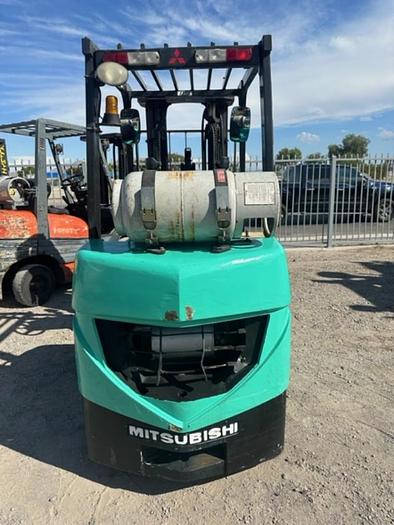 Used 2005 MITSUBISHI FGC25N FORKLIFT