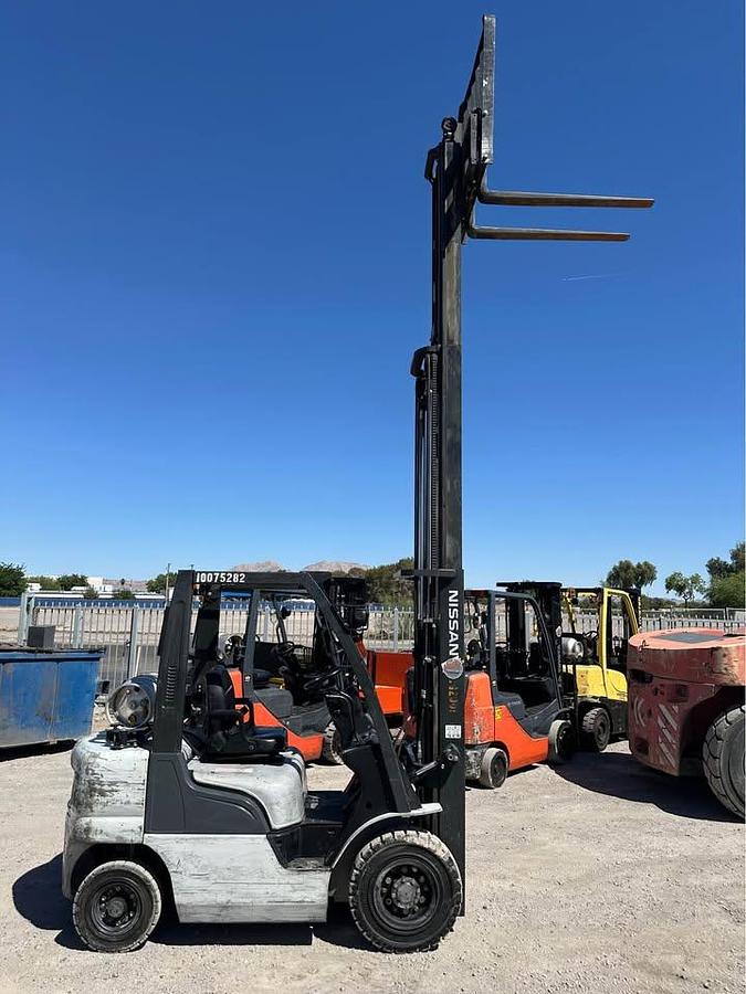 Used 2011 NISSAN MP1F2A25DV FORKLIFT