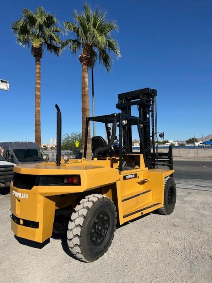 Used 2001 CAT DP150 FORKLIFT