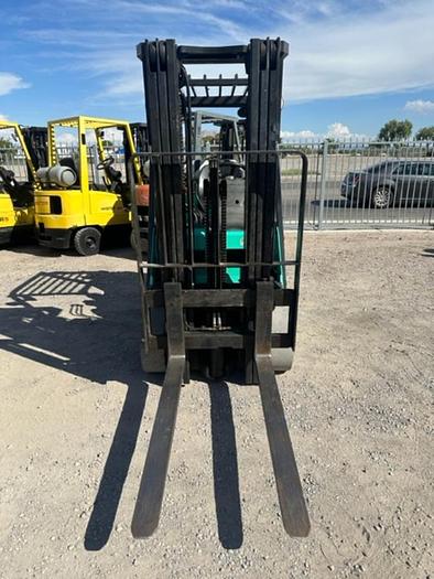 Used 2005 MITSUBISHI FGC25N FORKLIFT